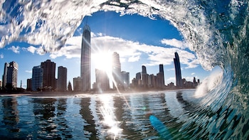La Gold Coast australiana es uno de los destinos preferidos de los turistas que llegan a la región buscando una unión perfecta entre playa y vida tropical (istock)