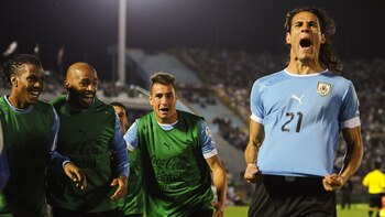 Cavani marcó el gol de