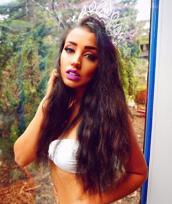 Zoey Smale, de 28, renunció