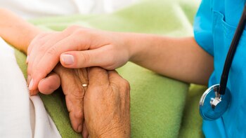 No es equivalente una persona