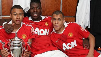 Lindgaard, Pogba y Ravel Morrison
