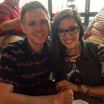 Matthew y Lauren Phelps. Se