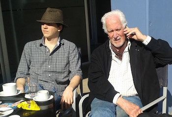 Juan Luppi junto a Federico