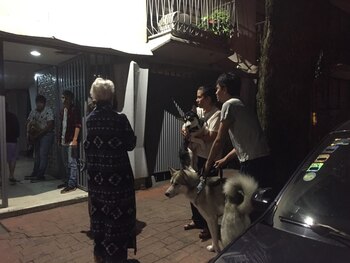 Personas en la calle en