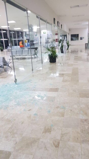 También se registraron daños en