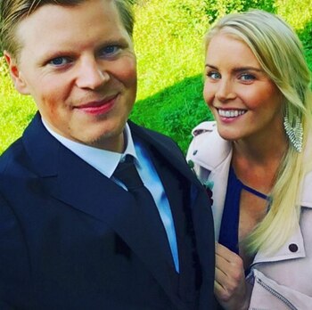 Alexandra Larsson y su novio