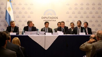 El ministro Nicolás Dujovne en