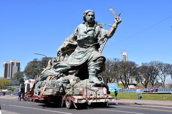 El monumento a Juana Azurduy,