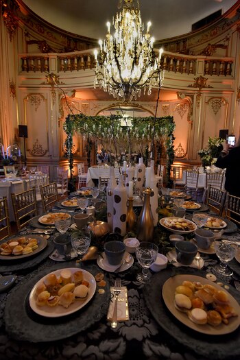 “Aura” por Pieres Michelson junto