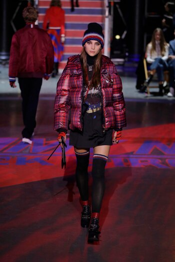 Camperas infladas cuadrillé, con remerones