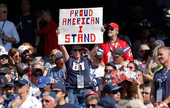 “Norteamericano orgulloso, me quedo de