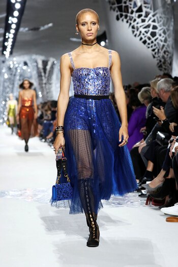 Los vestidos ‘bailarina’ adoptan la