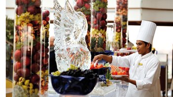 Un equipo de 117 cocineros