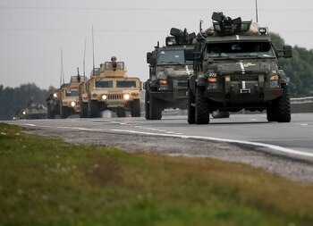 Tropas del ejército ucraniano se