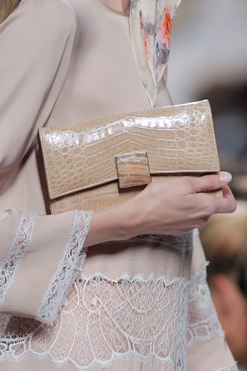 Clutch Helena en un clásico