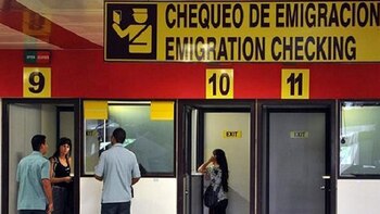 Imagen SCBAUW22NBEALB26YRMCY75R5E