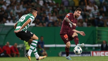 Rodrigo Battaglia se destacó con su marca personal sobre Lionel Messi en un partido de Champions League 2016/2017 entre Sporting de Portugal y Barcelona (AP)