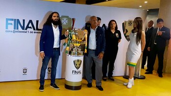 El ex lateral se desempeña