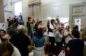 Personas que ocuparon la escuela Miquel