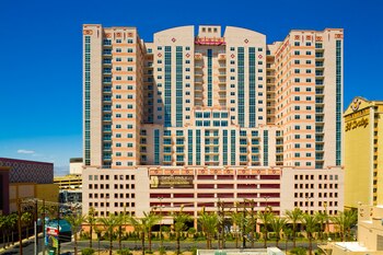 The Ogden, con 21 pisos,