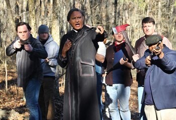 El director Mike Mendez fue