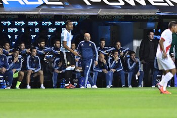 Pezzella estuvo en el banco