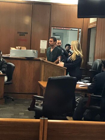 Lee Rodarte Jr. se presenta