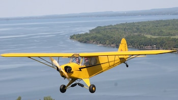 La avioneta era modelo Piper J3
