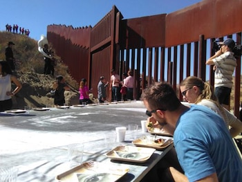 El domingo, la performance artística