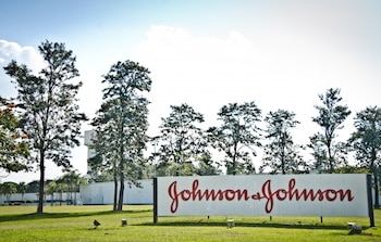 Johnson & Johnson creó un programa para brindar información a recientes y futuras madres