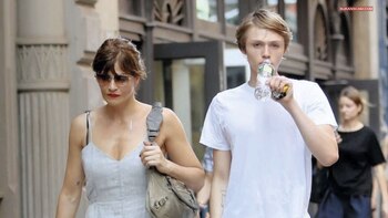 HELENA CHRISTENSEN Y MINGUS LUCIEN