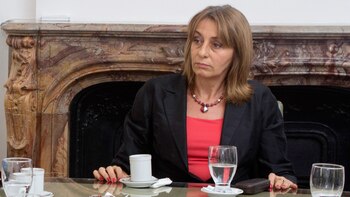 Alejandra Gils Carbó (NA)