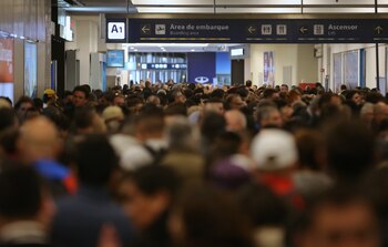 Miles de pasajeros afectados por