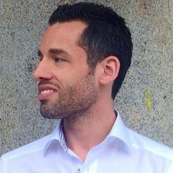 Philip Queree abusó de una