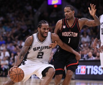 Kawhi Leonard se marcha rumbo