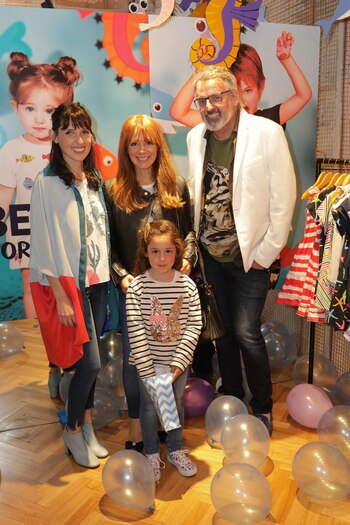 Maby Wells con su hija