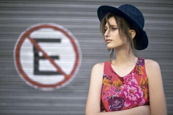 Top con estampado floral ($