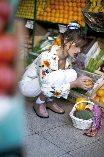 Camisa estampada con flores y