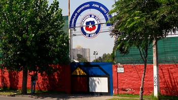 El frente del complejo donde