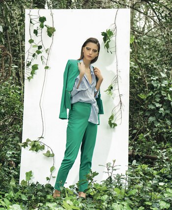 Saco con cierres y pantalón