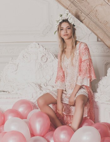 Camisola bordada ($ 3.500, Vitamina)