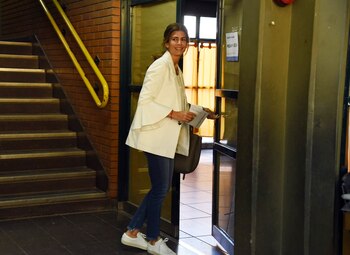 La Primera Dama votó esta mañana en la escuela Adolfo Van Gelderen, en la Salguero al 2400