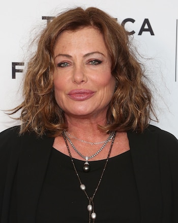 Se encuentra alejada de las