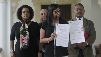 La presidenta de la Asamblea