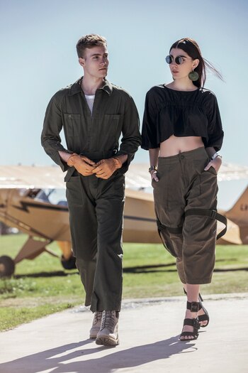 Wole: overall y remera de