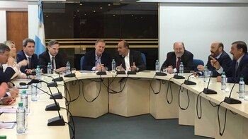 Los gobernadores del PJ respaldan