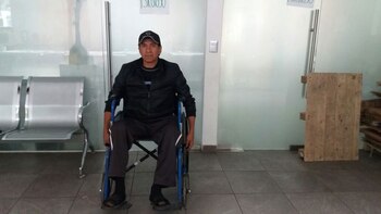 Julio Hernández Tovar, 57 años. Llegó al albergue Casa de la Mujer Mariposas tres días después del sismo. Es divorciado y tiene una hija de 20 años. No sabe a dónde irá si quitan el albergue porque las autoridades no han solucionado su problema de vivienda y no le alcanza para rentar un cuarto.