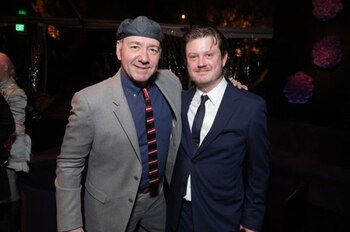 Kevin Spacey junto a Beau