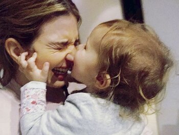 Juana nació hace dieciocho meses.