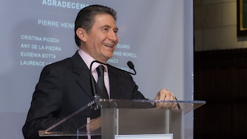 El embajador Pierre Henri Guignard